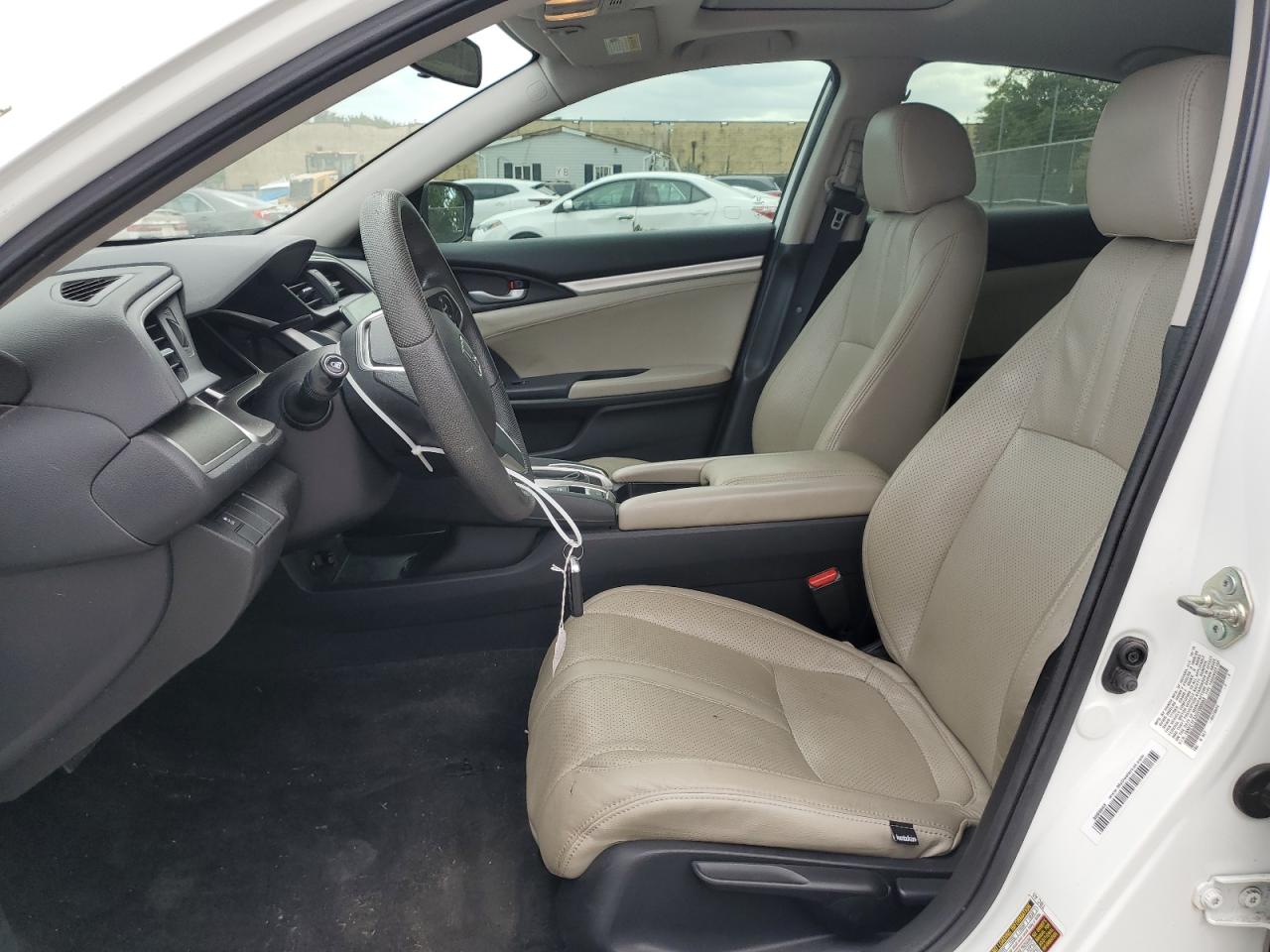 19XFC1F33GE000083 2016 Honda Civic Ex