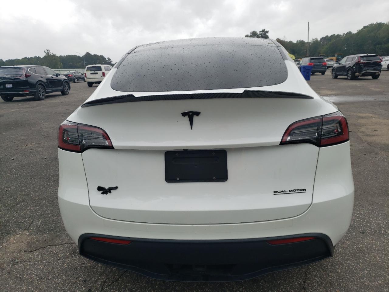 7SAYGDEE6PF667745 2023 Tesla Model Y