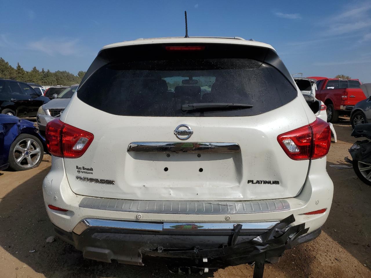 2018 Nissan Pathfinder S VIN: 5N1DR2MN7JC650089 Lot: 70622924