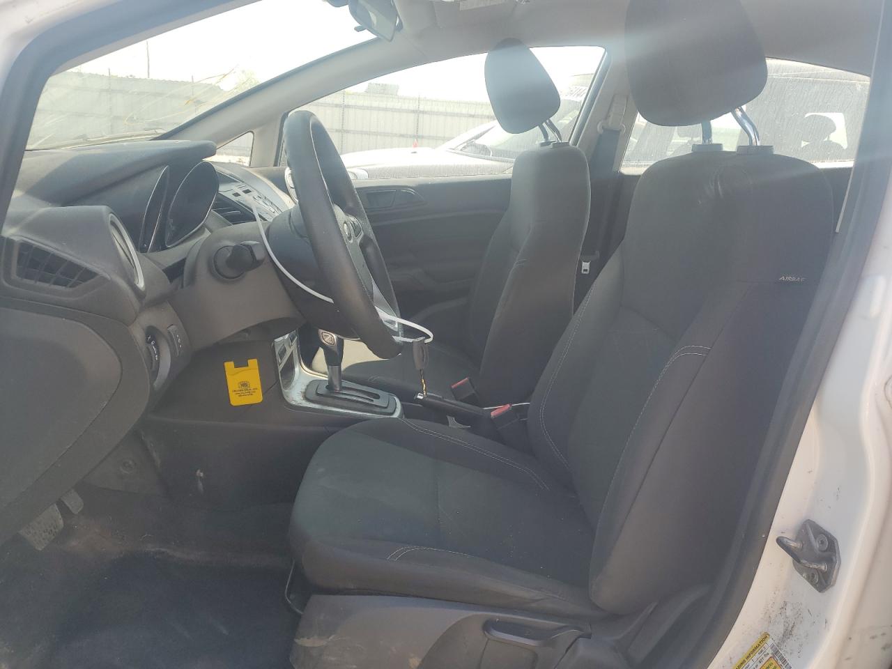 3FADP4BJ1JM146888 2018 Ford Fiesta Se