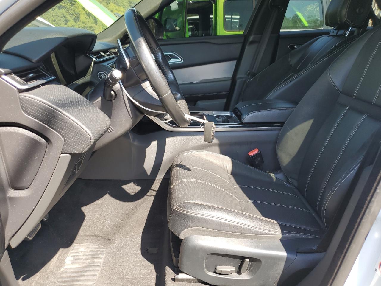 2019 Land Rover Range Rover Velar R-Dynamic Se VIN: SALYL2EX5KA795371 Lot: 70677394