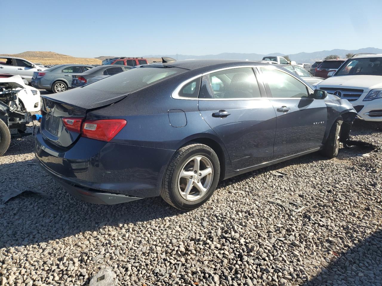 VIN 1G1ZB5ST0HF126687 2017 CHEVROLET MALIBU no.3