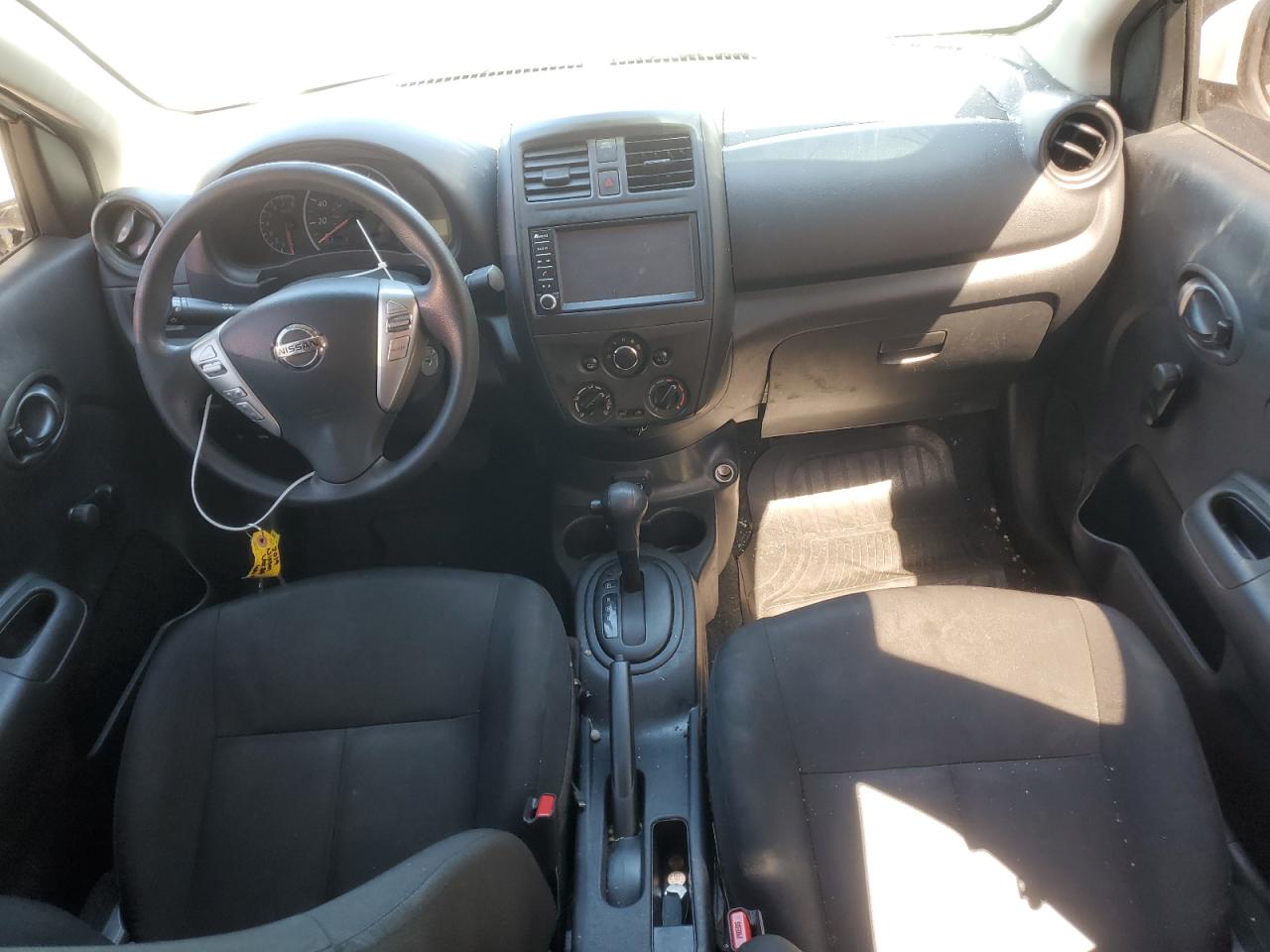 3N1CN7AP1KL870402 2019 Nissan Versa S