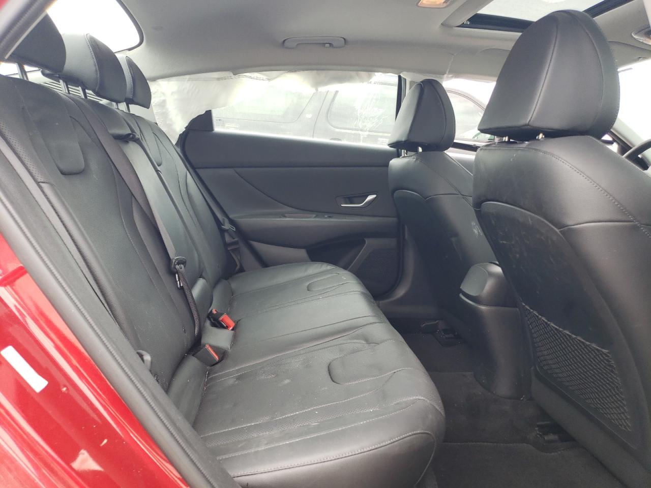 2023 Hyundai Elantra - Image 10