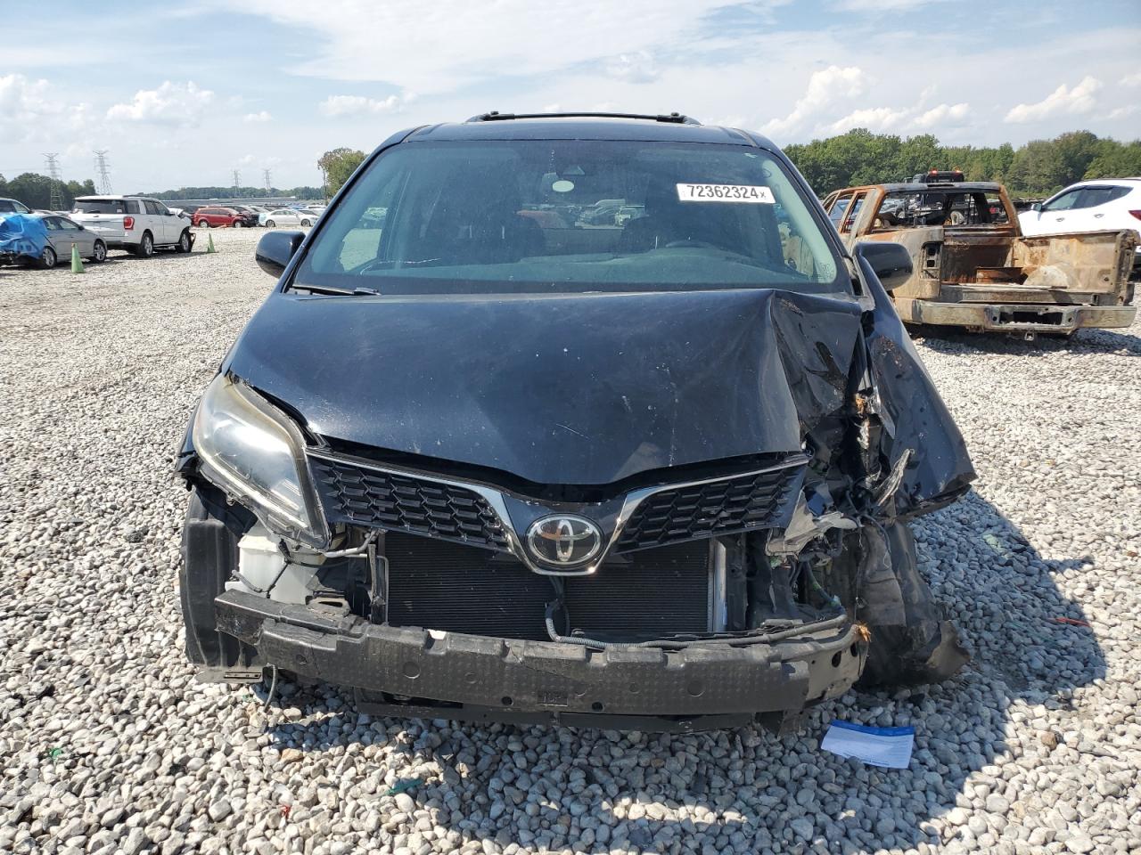 5TDEZ3DC2KS221004 2019 Toyota Sienna Se