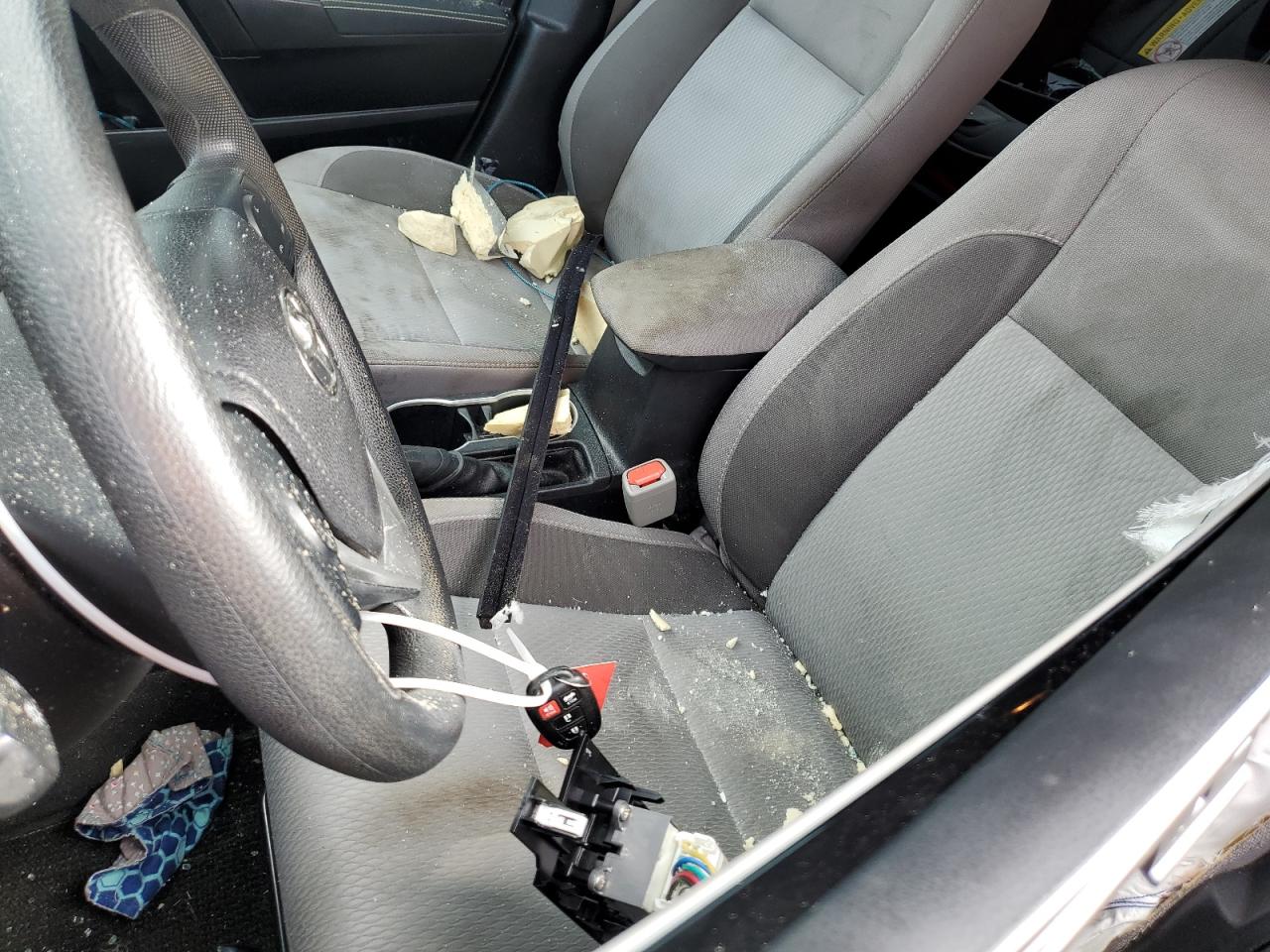 2017 Toyota Corolla L VIN: 2T1BURHE1HC813396 Lot: 74894184