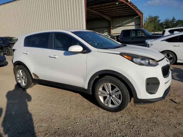  KIA SPORTAGE 2017 Белый