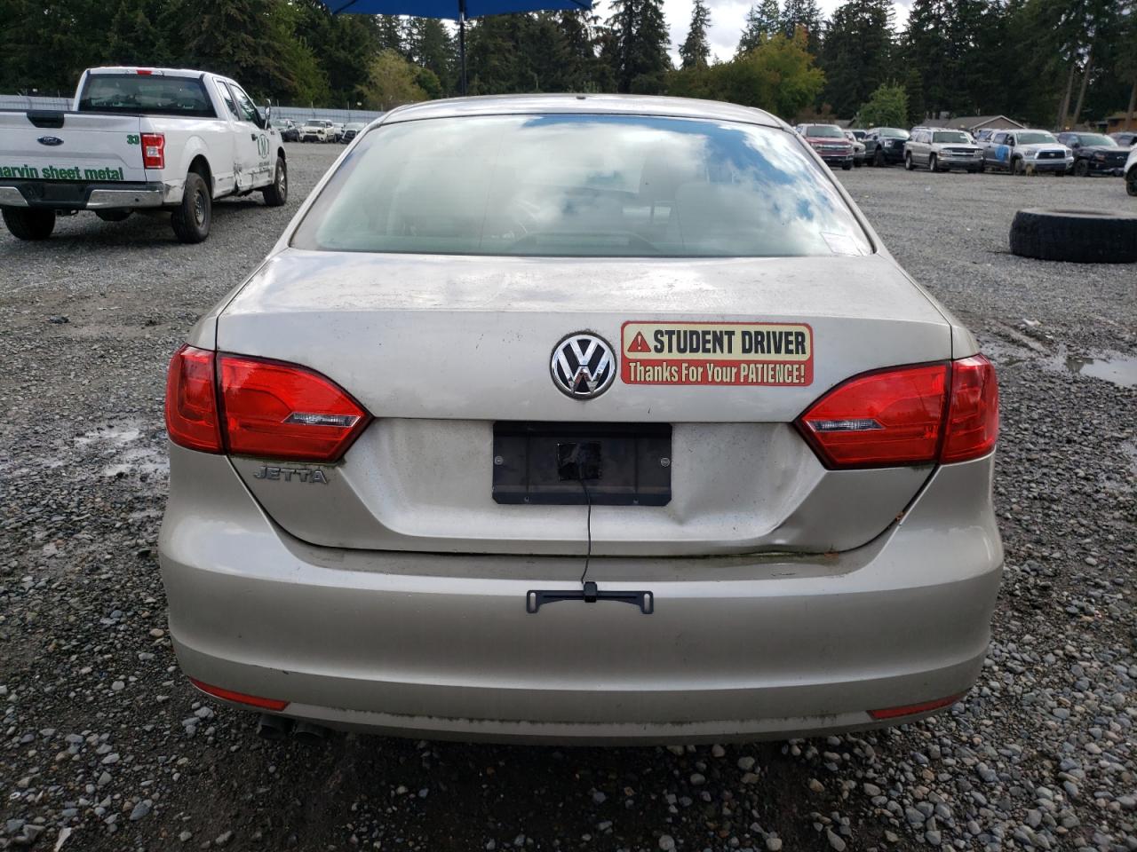 2013 Volkswagen Jetta Base VIN: 3VW2K7AJ3DM217318 Lot: 71023914