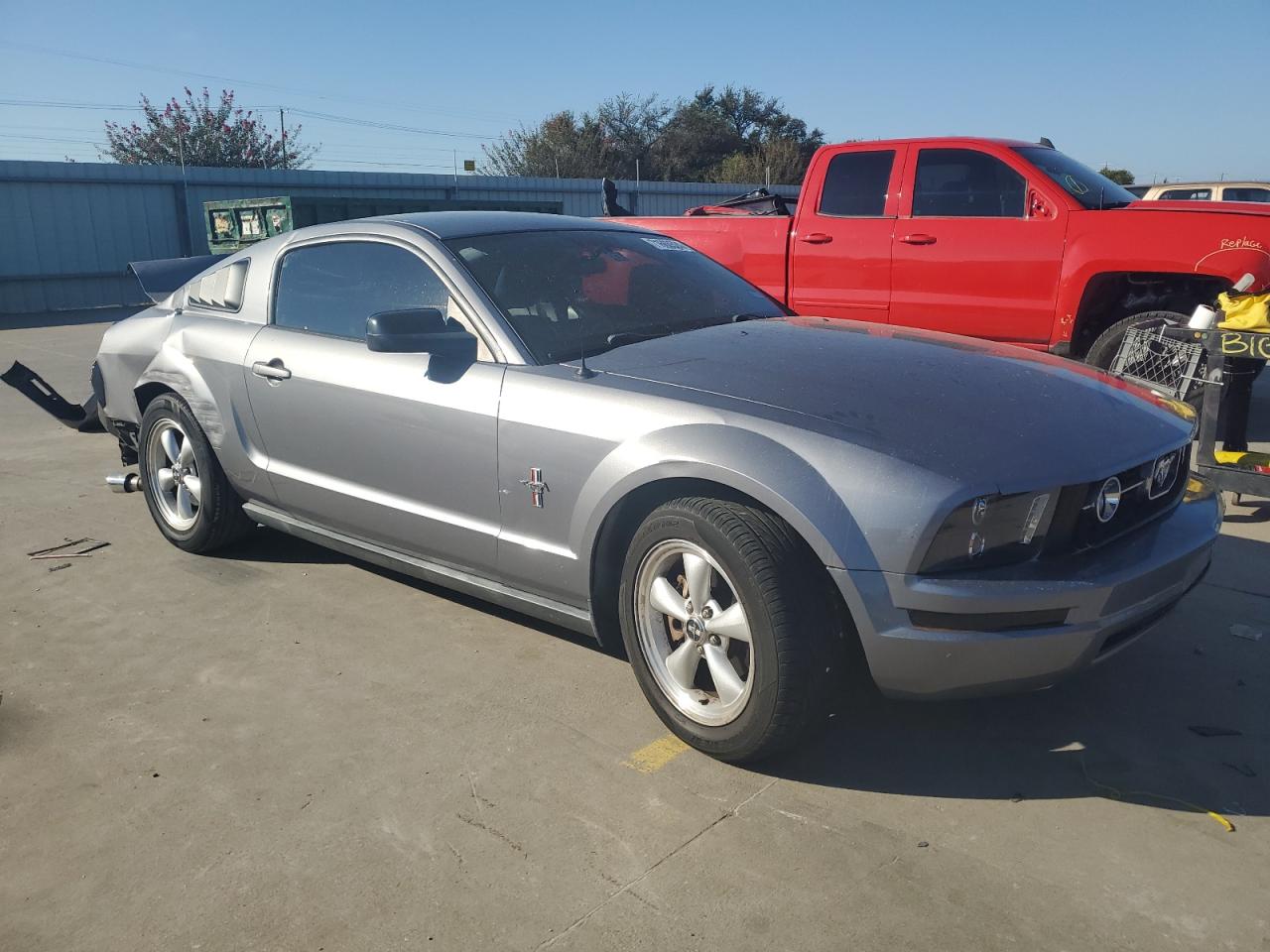 2007 Ford Mustang - Image 4