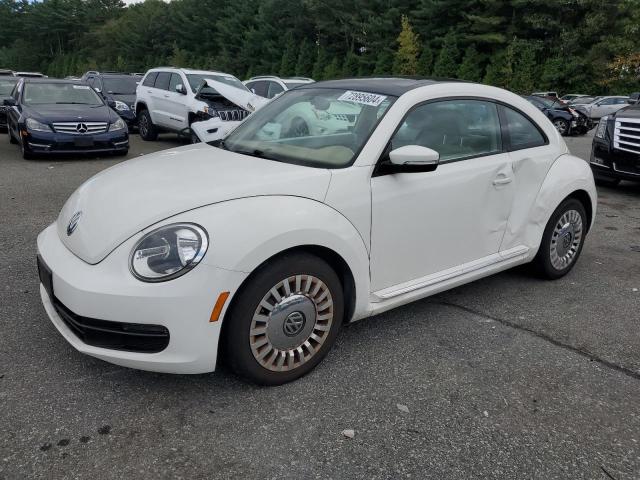  VOLKSWAGEN BEETLE 2014 Білий