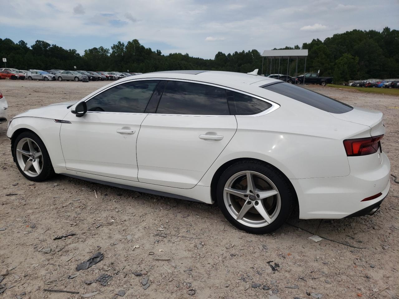 WAUENCF53JA017301 2018 AUDI A5 - Image 2