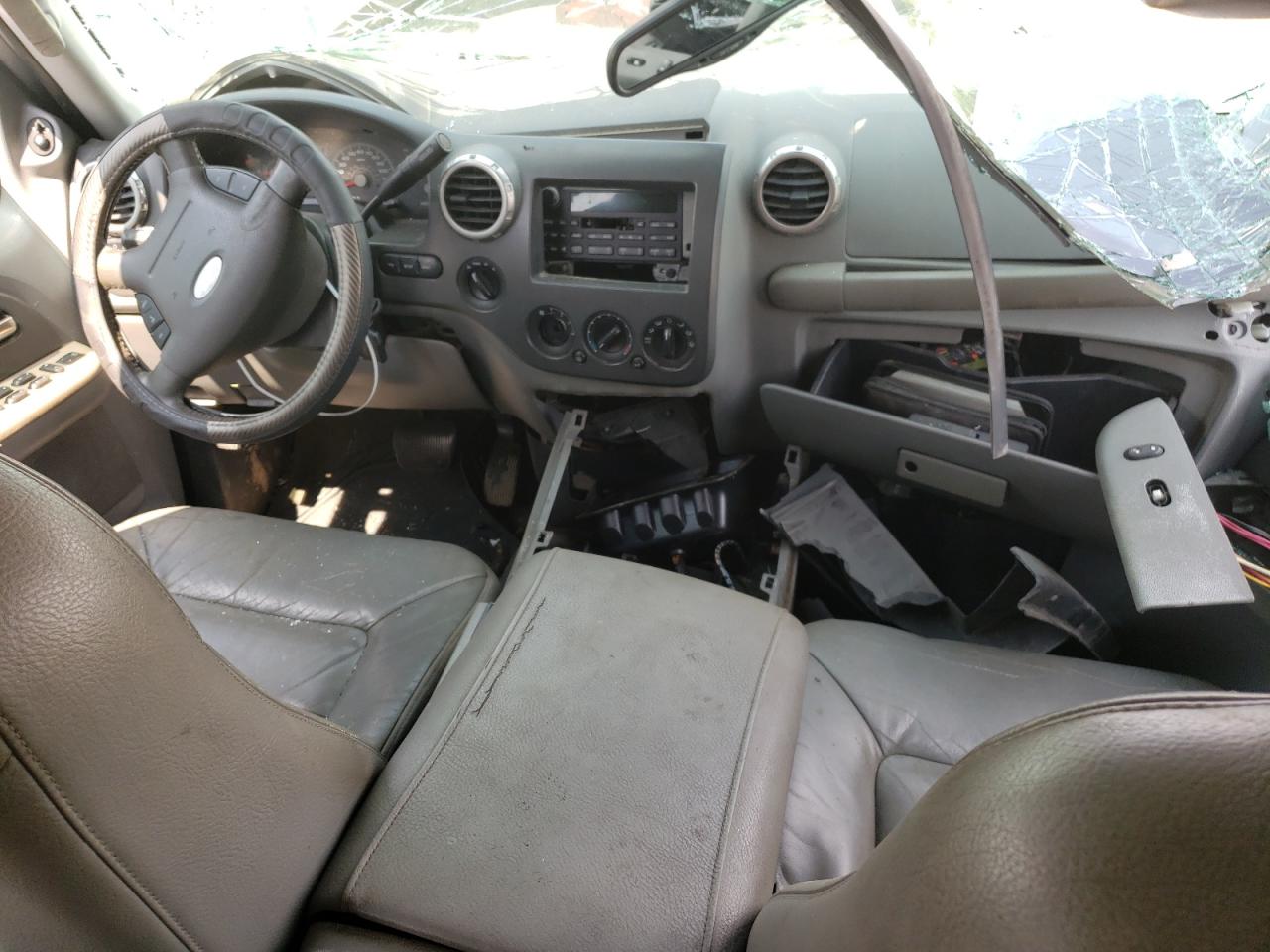 2004 Ford Expedition Xlt VIN: 1FMPU16LX4LA24431 Lot: 71022184