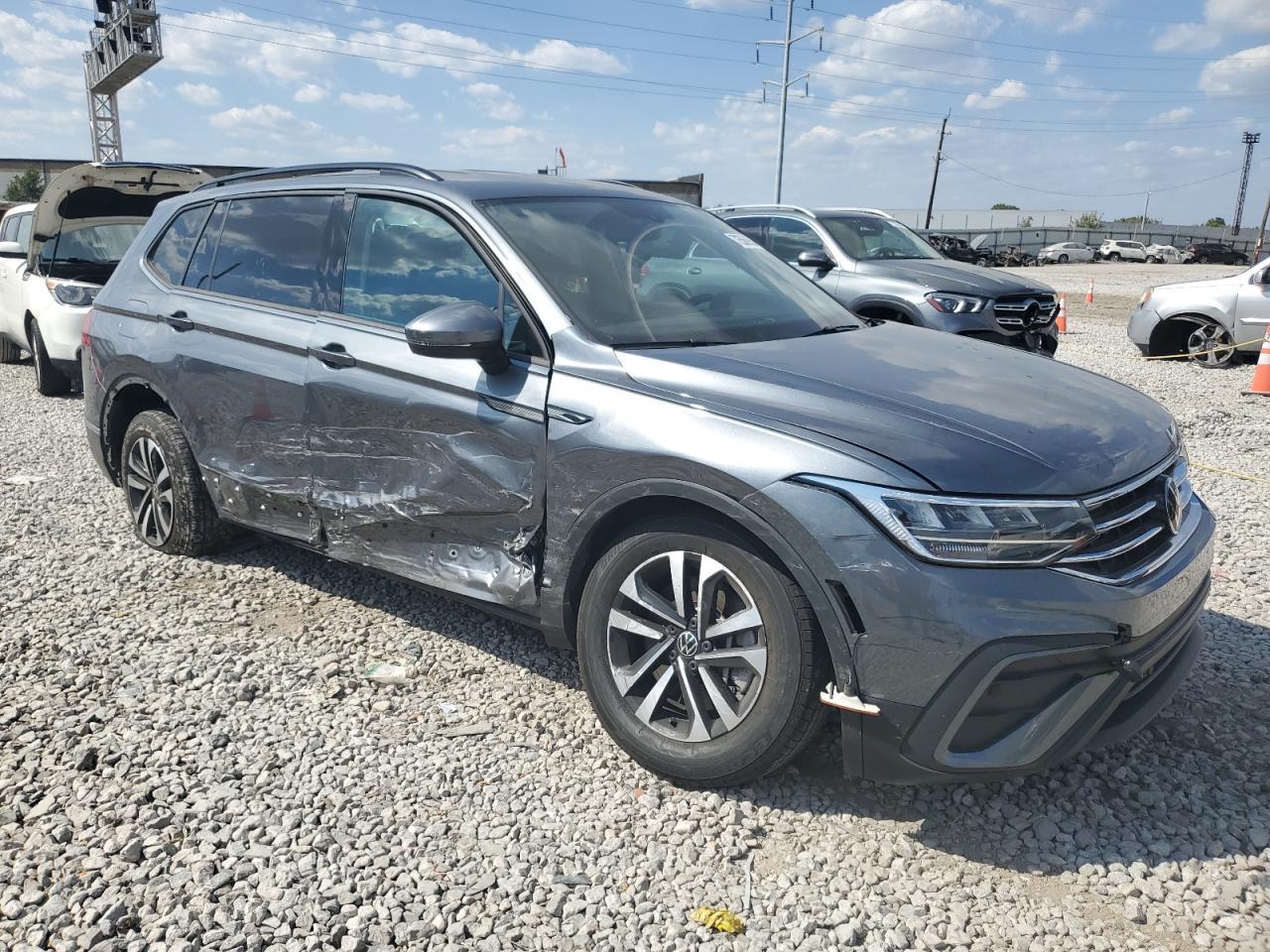 Фото: 3VVRB7AXXPM075397 - 4