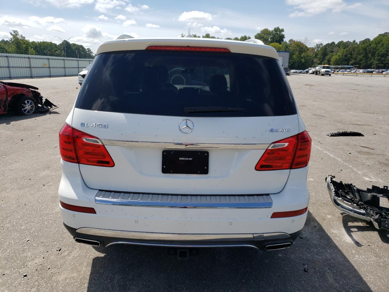 4JGDF6EE8GA698672 2016 Mercedes-Benz Gl 450 4Matic