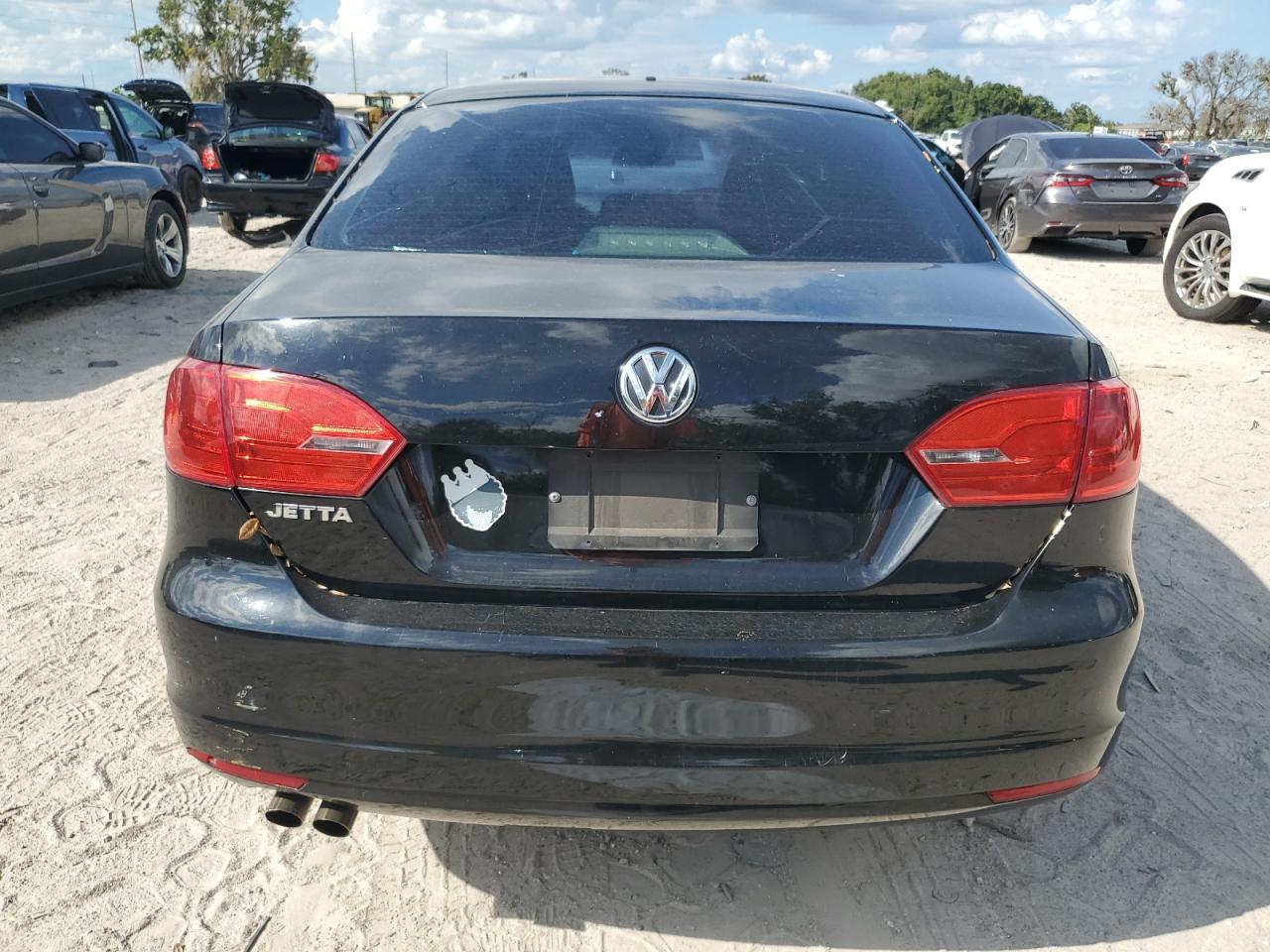 3VW2K7AJ1DM267862 2013 Volkswagen Jetta Base