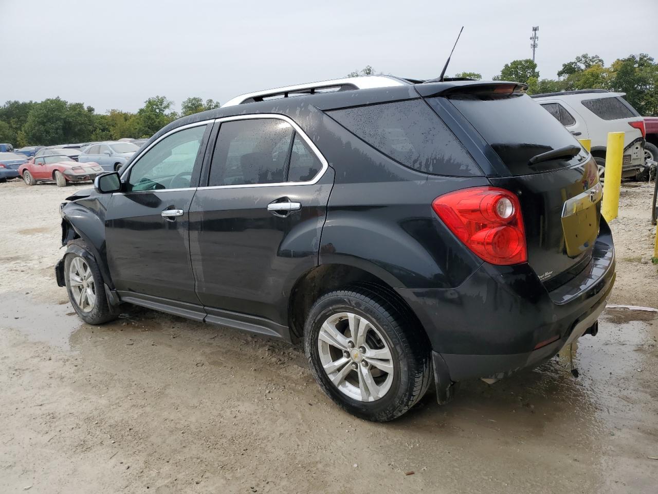 2011 Chevrolet Equinox - Image 2