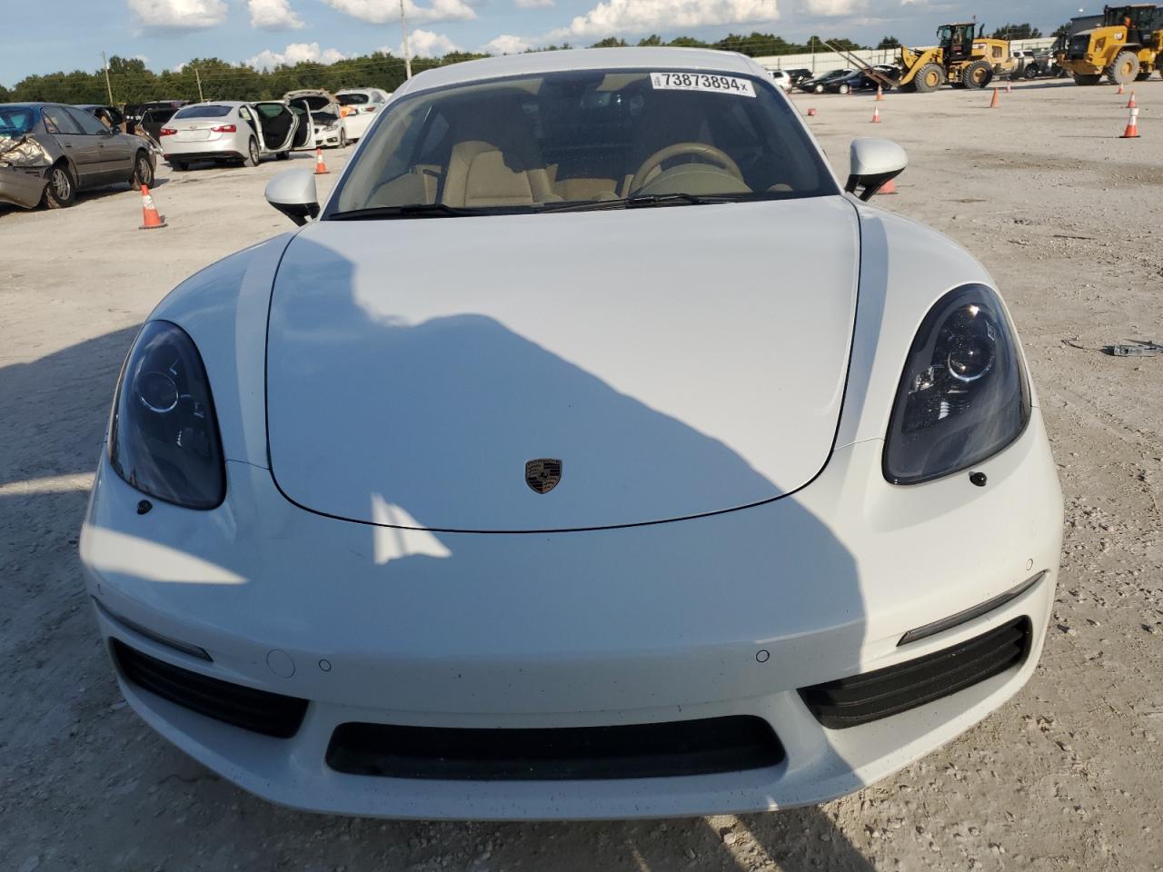 2017 Porsche Cayman - Image 5