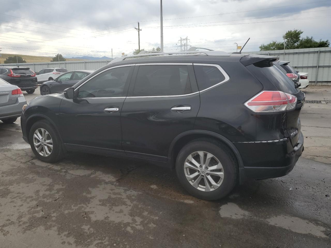 KNMAT2MT5FP516219 2015 NISSAN ROGUE - Image 2