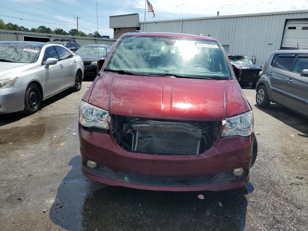 2019 Dodge Grand Caravan Sxt VIN: 2C4RDGCG7KR563505 Lot: 69613534