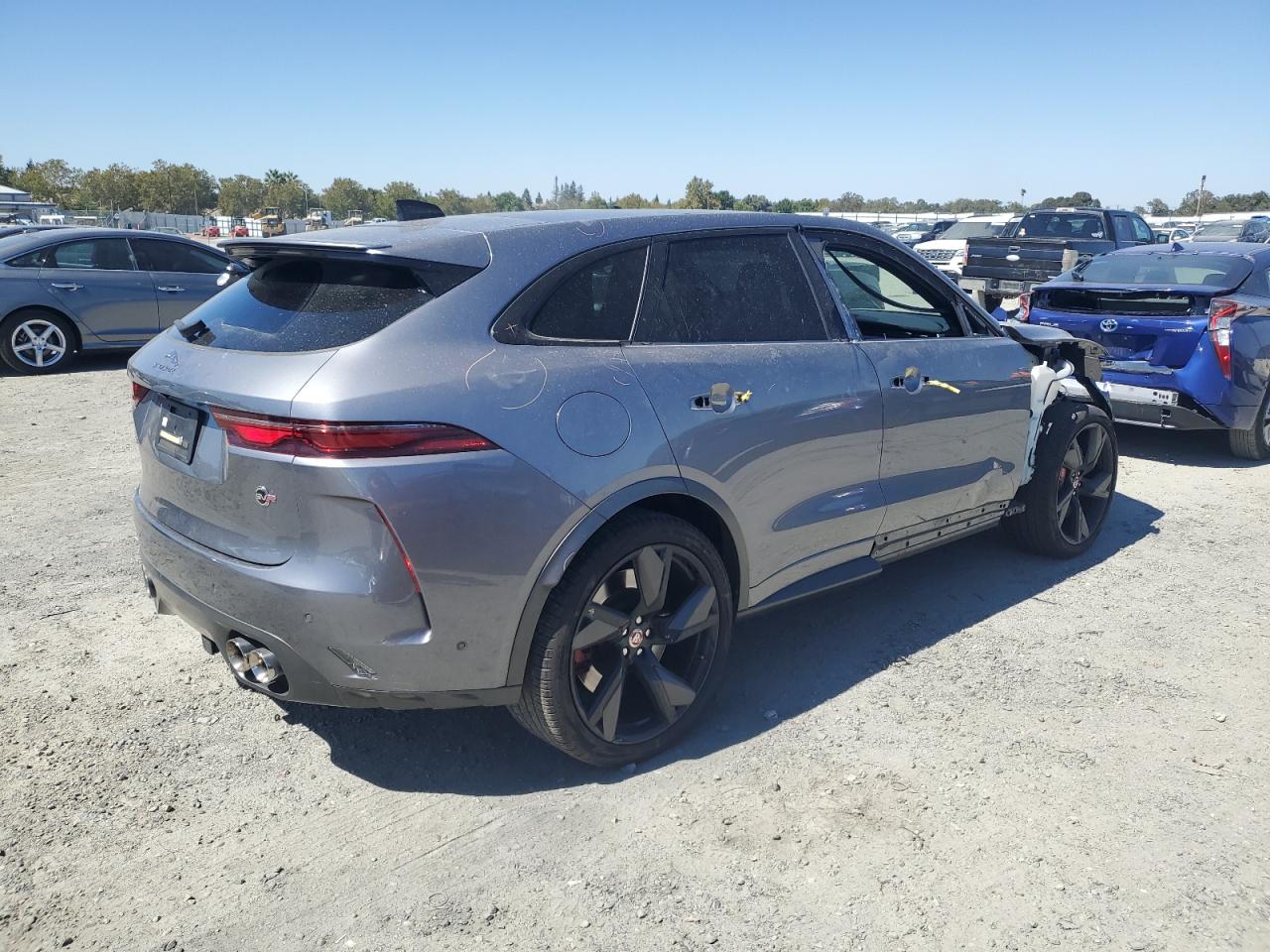 2021 Jaguar F-Pace - Image 3