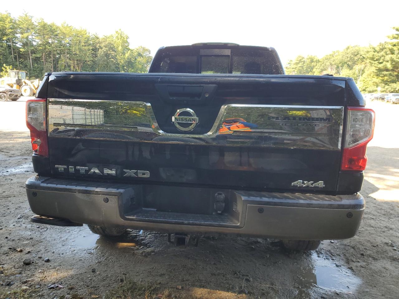 1N6BA1F46HN515764 2017 Nissan Titan Xd Sl