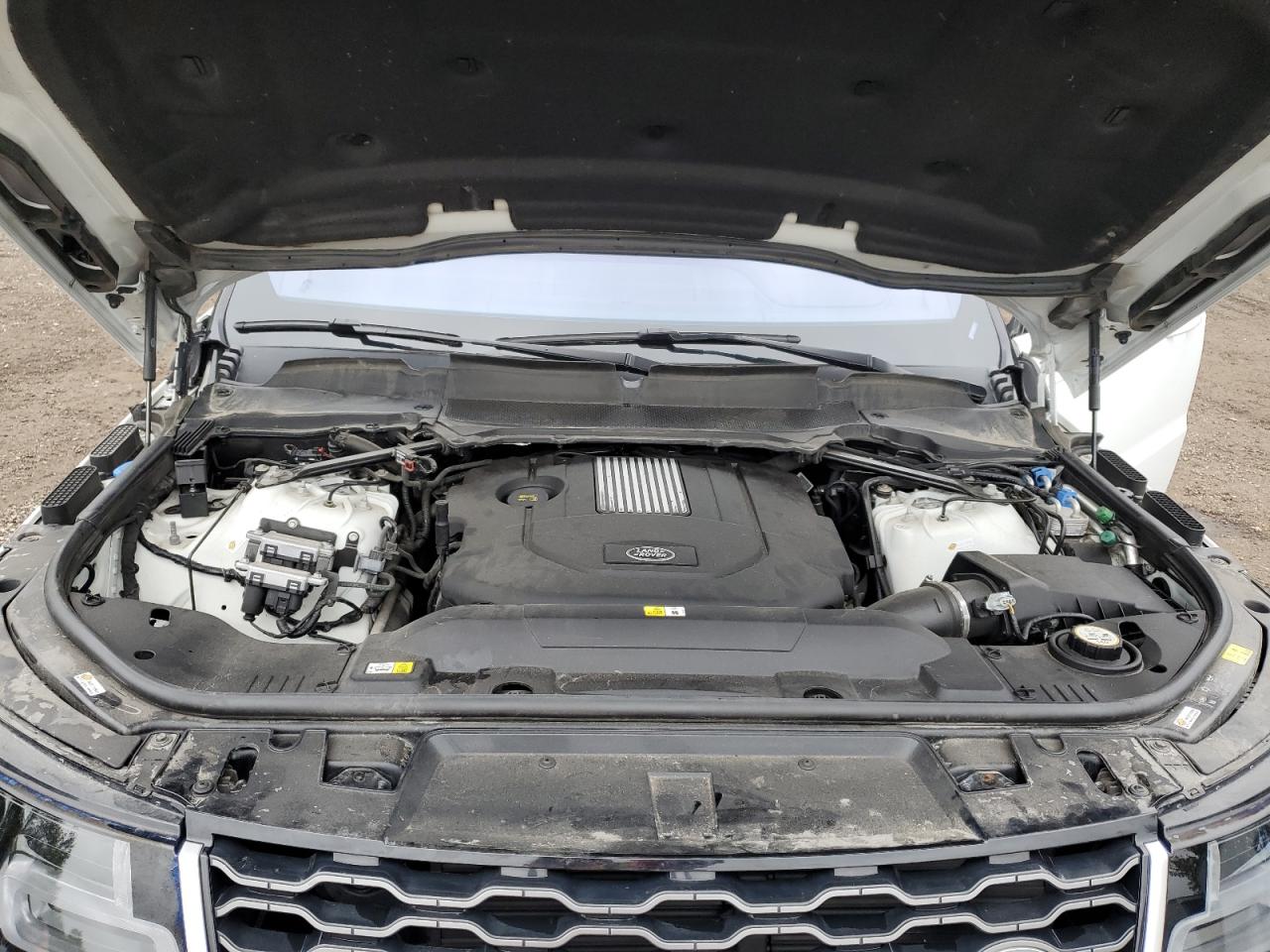 2019 Land Rover Range Rover - Image 12