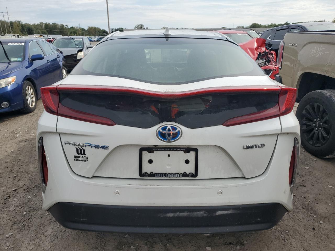 2021 Toyota Prius Prime Le VIN: JTDKAMFP3M3188874 Lot: 72748524