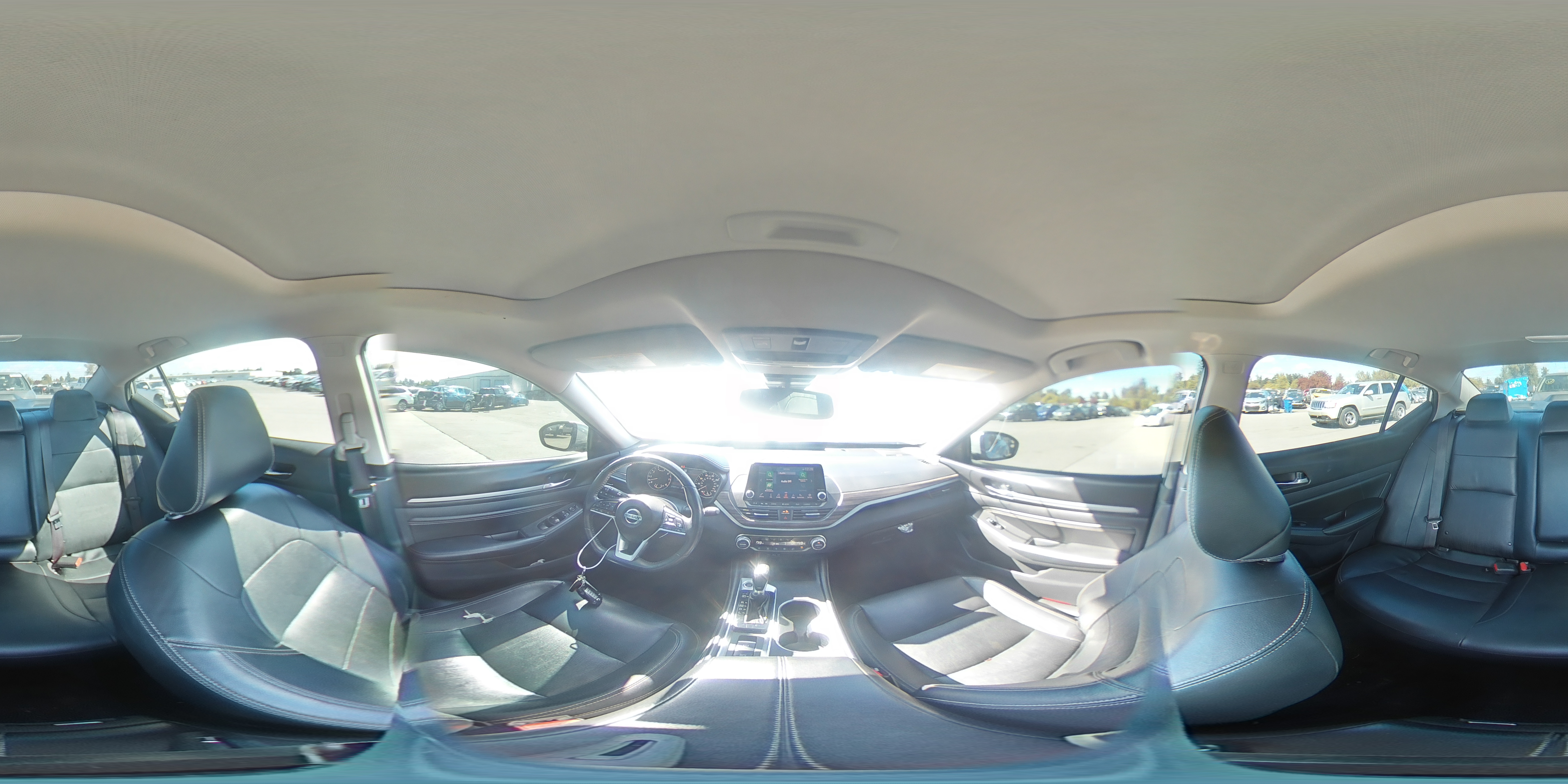2019 Nissan Altima - Image 12
