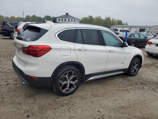 Паркетники BMW X1 2017 Белы