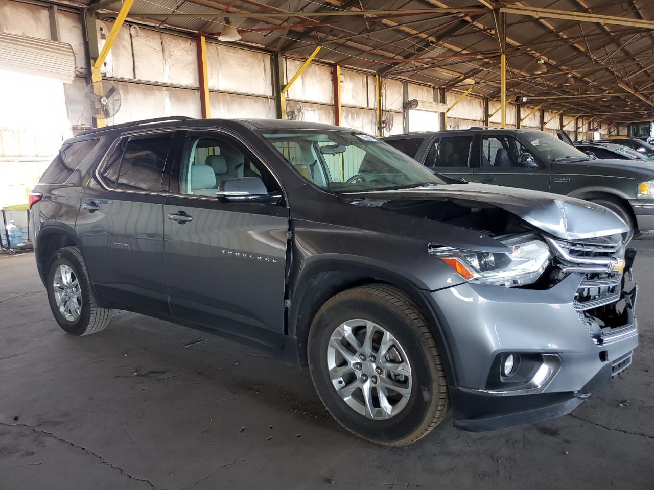 2019 Chevrolet Traverse - Image 4