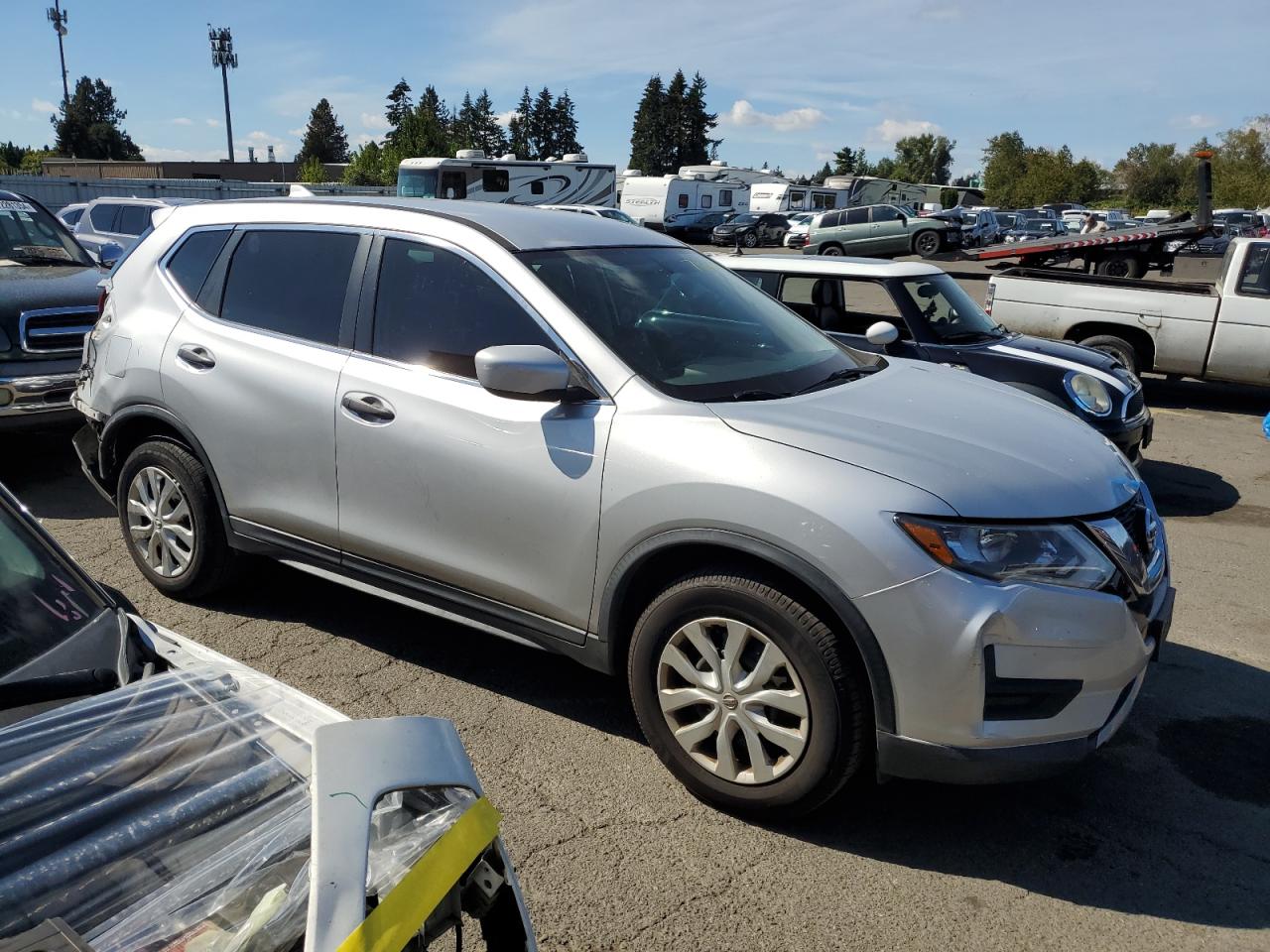 2017 Nissan Rogue S VIN: KNMAT2MV0HP535510 Lot: 71816244