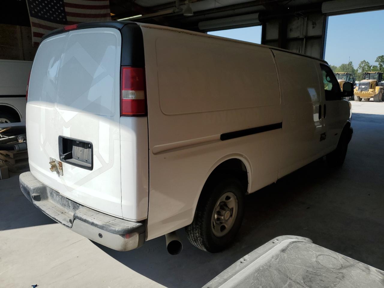 VIN 1GCZGUCL8D1162720 2013 CHEVROLET EXPRESS no.3