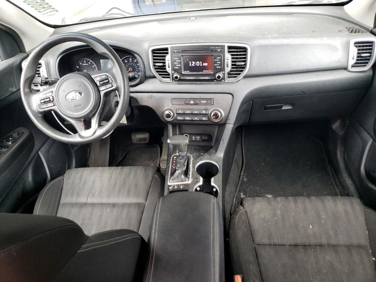 KNDPMCAC6H7143423 2017 Kia Sportage Lx