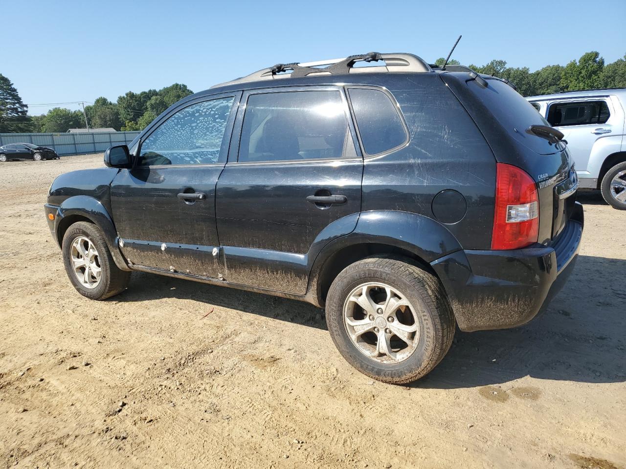 2009 Hyundai Tucson - Image 2