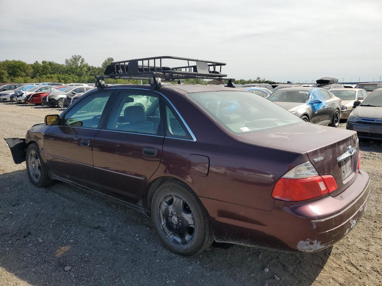 2003 Toyota Avalon - Image 2