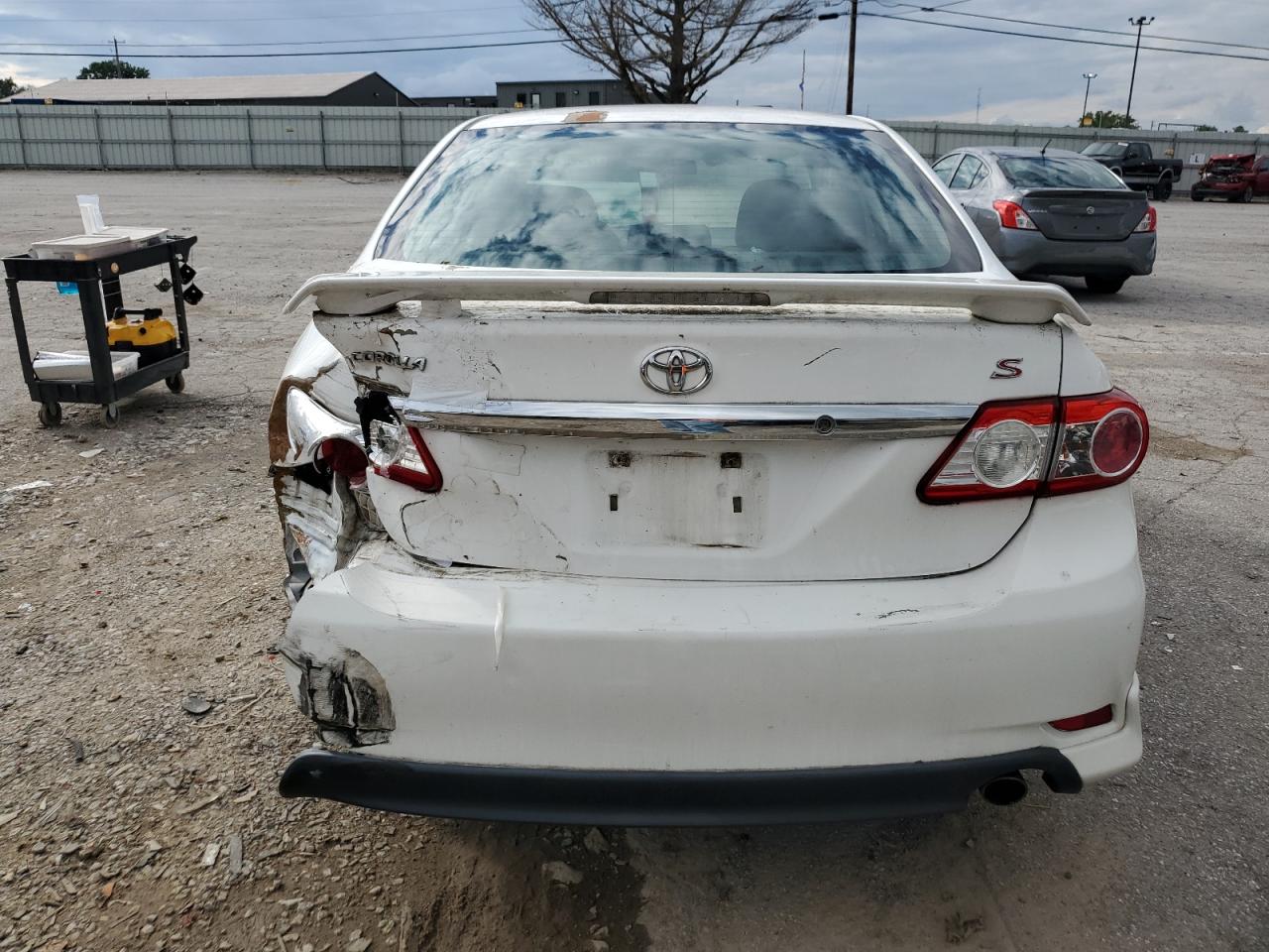 5YFBU4EE7DP183675 2013 Toyota Corolla Base