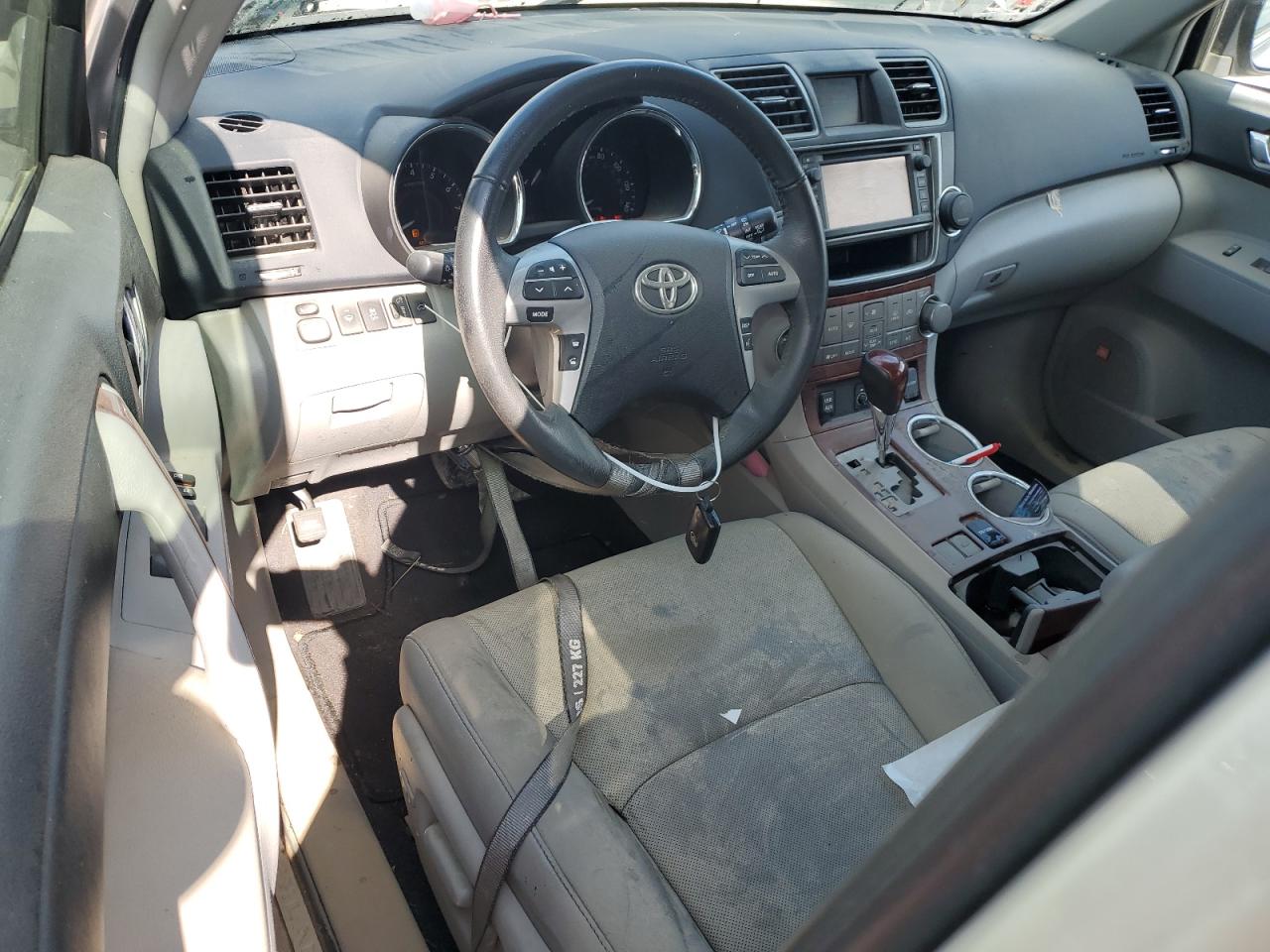 5TDYK3EH9DS100467 2013 Toyota Highlander Limited