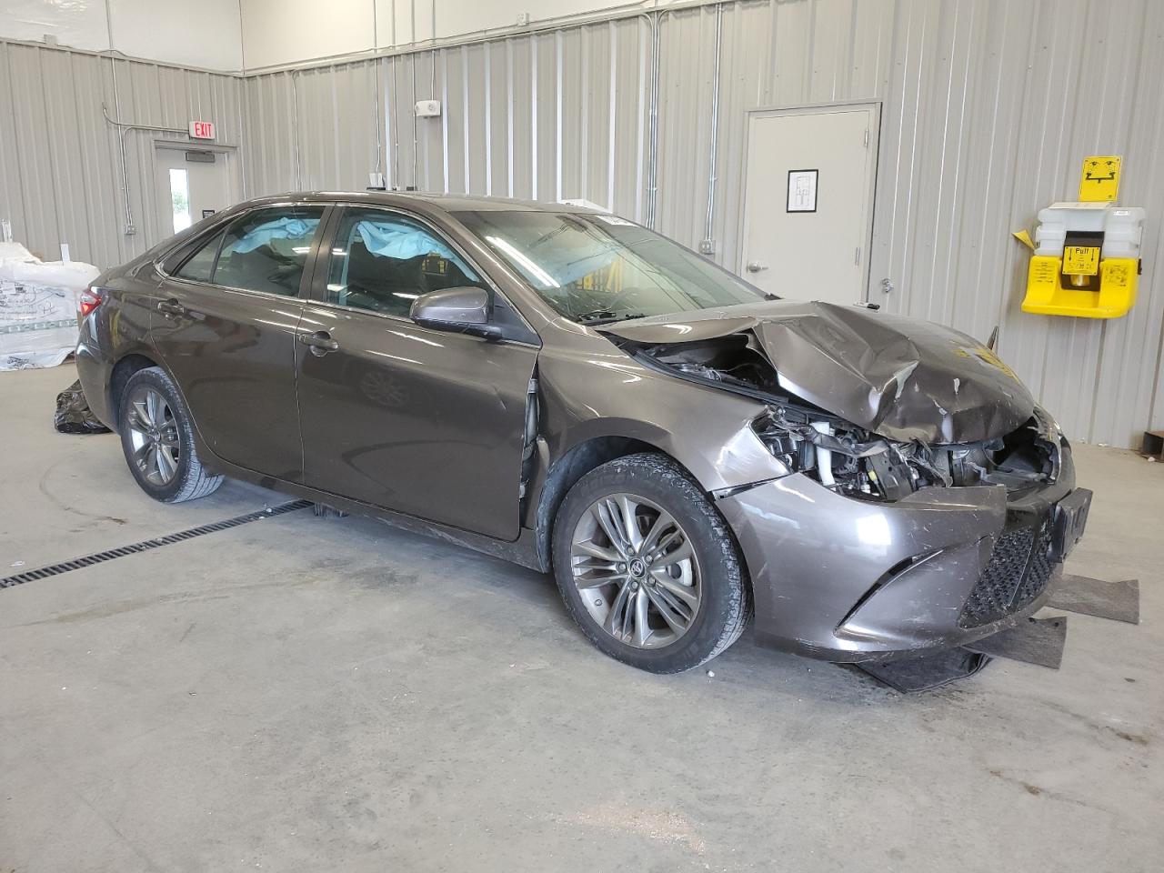 2017 Toyota Camry - Image 4