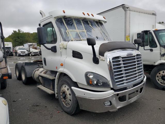 2016 Freightliner Cascadia 113 