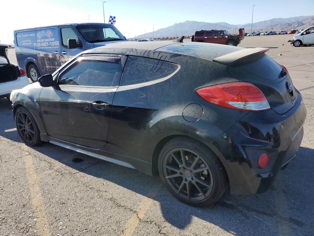 2015 Hyundai Veloster - Image 2
