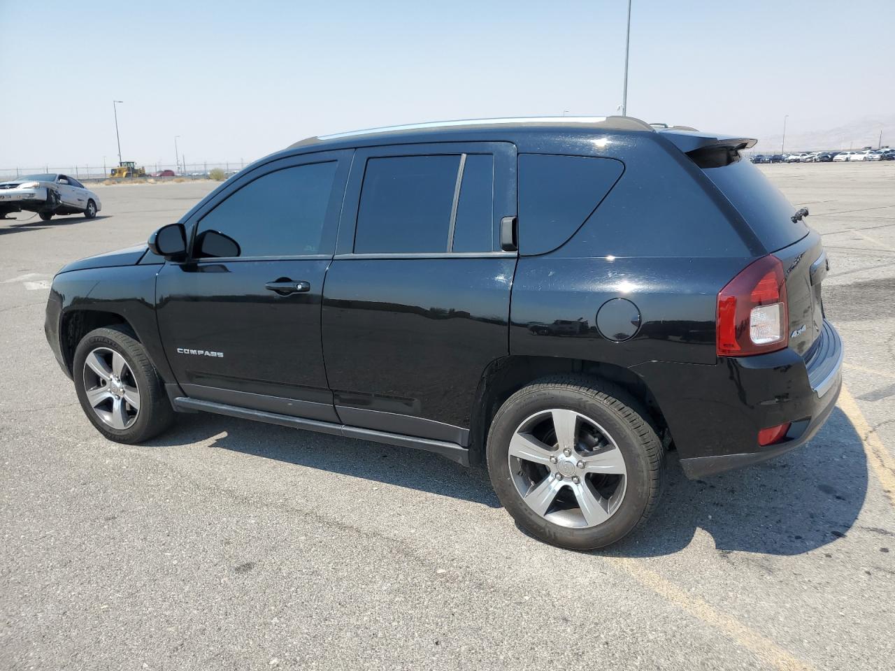 2016 Jeep Compass - Image 2