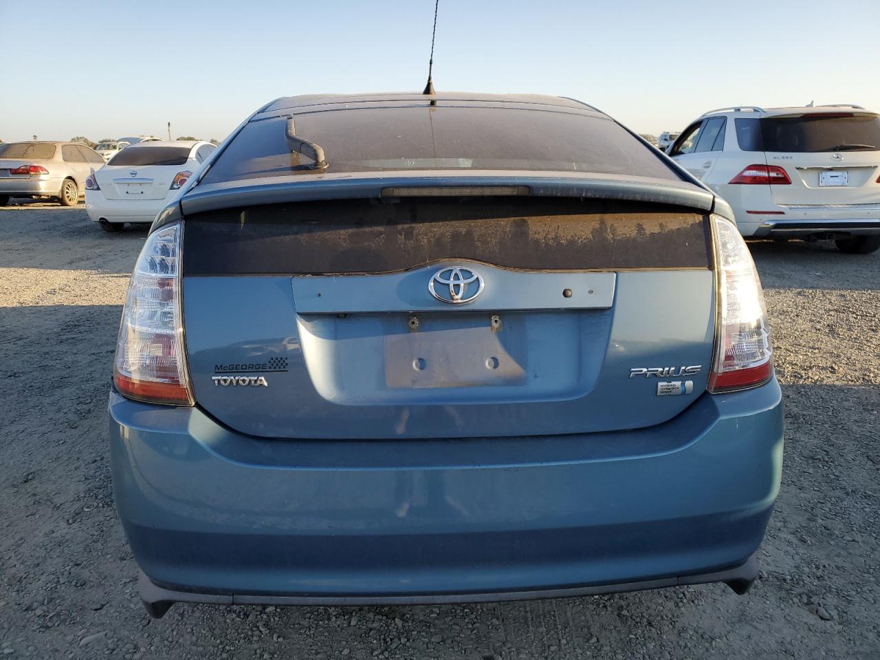 2007 Toyota Prius VIN: JTDKB20U677645318 Lot: 70754624