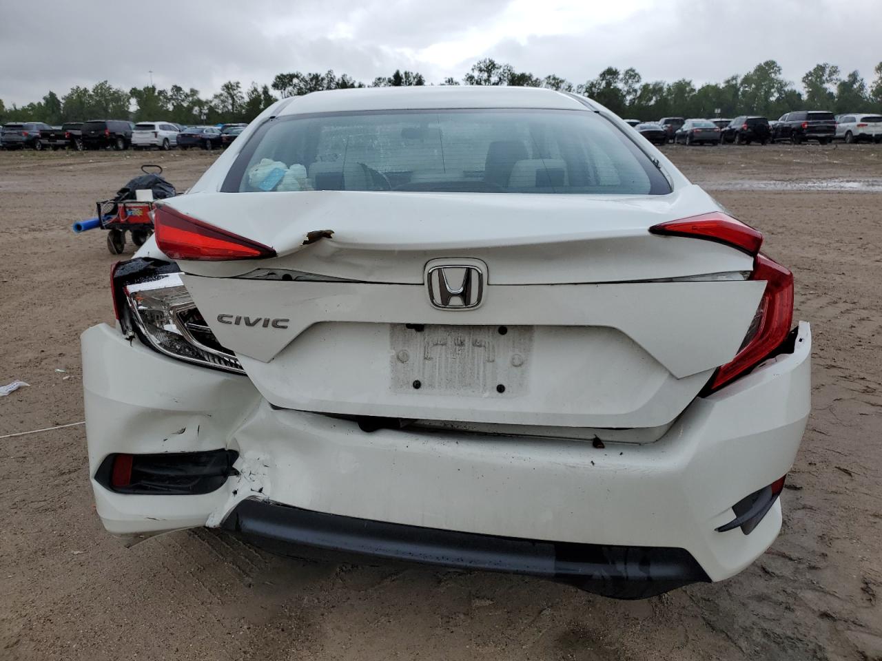 19XFC2F58HE004641 2017 Honda Civic Lx