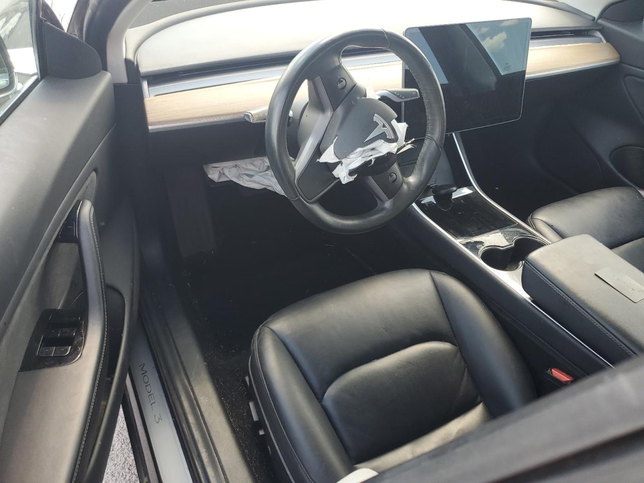 2018 Tesla Model 3 VIN: 5YJ3E1EA0JF077542 Lot: 70095484