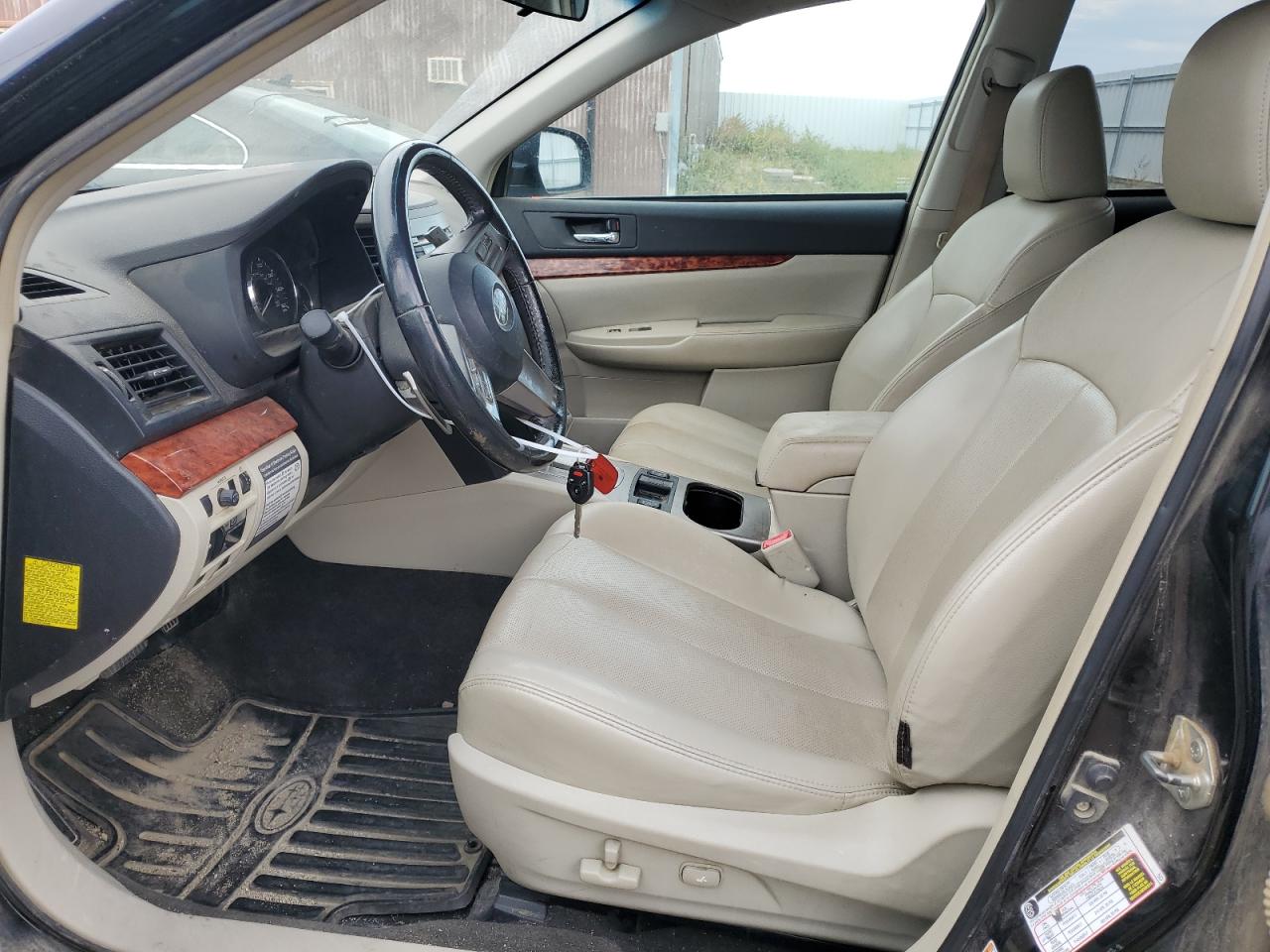 2011 Subaru Outback - Image 7