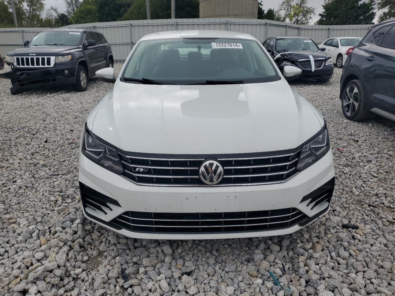 1VWAA7A3XJC030316 2018 Volkswagen Passat S