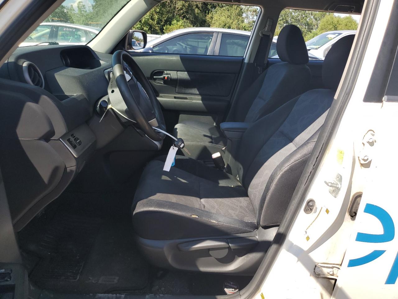 2011 Scion xB - Image 7