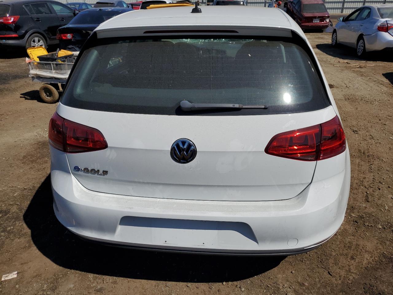 WVWKP7AU2GW915079 2016 Volkswagen E-Golf Se