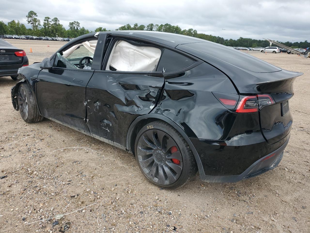 5YJYGDEFXMF099016 2021 TESLA MODEL Y - Image 2