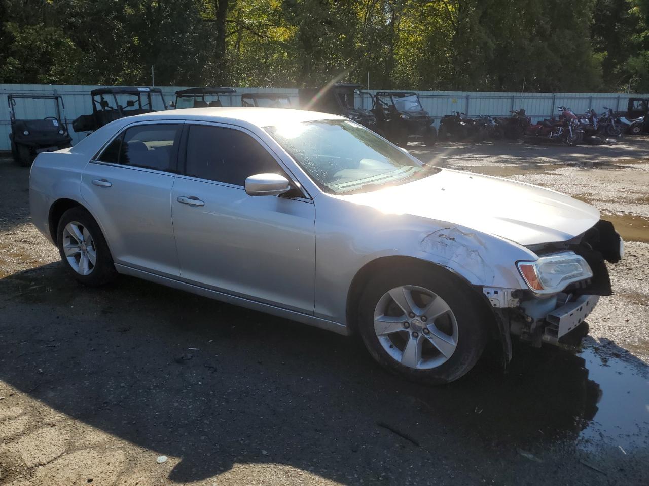 2012 Chrysler 300 - Image 4